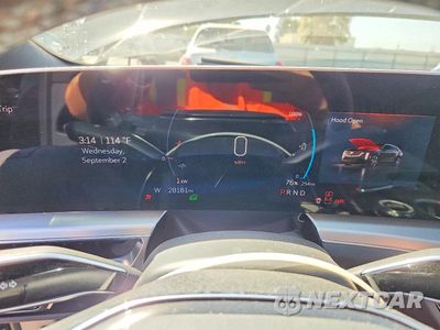 Zdjęcie 9 z 13 samochodu: 2025 CADILLAC LYRIQ LUXURY VIN:1GYKPNRK3SZ315499 - miniatura
