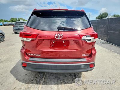 Zdjęcie 6 z 13 samochodu: 2018 TOYOTA HIGHLANDER SE VIN:5TDJZRFH0JS540765 - miniatura