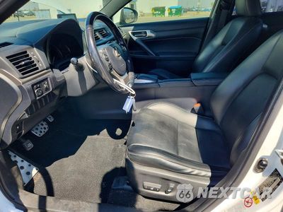 Zdjęcie 7 z 12 samochodu: 2016 LEXUS CT 200 VIN:JTHKD5BH3G2268728 - miniatura