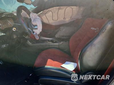Zdjęcie 7 z 13 samochodu: 2017 DODGE CHALLENGER SRT HELLCAT VIN:2C3CDZC97HH658121 - miniatura