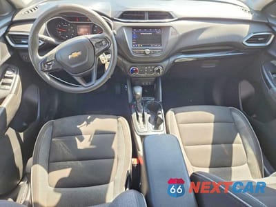 Zdjęcie 8 z 13 samochodu: 2021 CHEVROLET TRAILBLAZER LS VIN:KL79MMS26MB129322 - miniatura