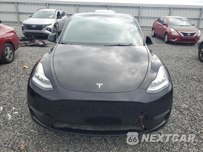 Piąte zdjęcie samochodu w środku: 2023 TESLA MODEL Y VIN:7SAYGAEE9PF613001 - miniatura
