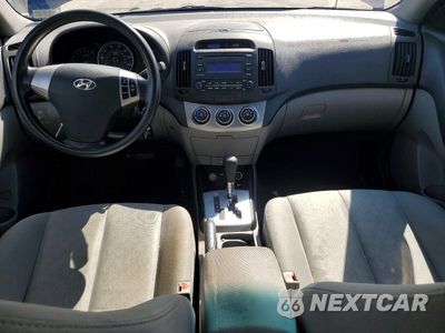 Zdjęcie 8 z 12 samochodu: 2010 HYUNDAI ELANTRA GLS VIN:KMHDU4AD6AU864717 - miniatura