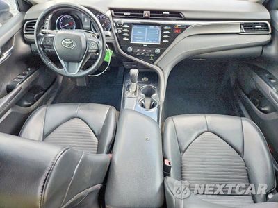 Zdjęcie 8 z 12 samochodu: 2020 TOYOTA CAMRY SE VIN:4T1G11AK8LU345366 - miniatura