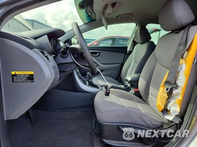 Zdjęcie 7 z 12 samochodu: 2014 HYUNDAI ELANTRA SE VIN:5NPDH4AEXEH499749 - miniatura