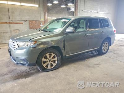 2012 TOYOTA HIGHLANDER BASE 5TDBK3EH3CS105460 - główne zdjęcie licytacji z USA - miniatura