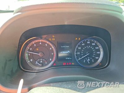 Zdjęcie 9 z 13 samochodu: 2020 HYUNDAI KONA SEL VIN:KM8K2CAA8LU526414 - miniatura