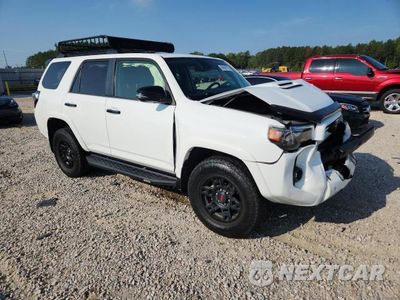 Czwarte zdjęcie samochodu z boku: 2021 TOYOTA 4RUNNER VENTURE EDITION VIN:JTEHU5JR3M5860464 - miniatura