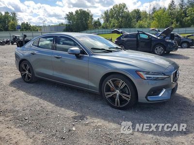 Czwarte zdjęcie samochodu z boku: 2019 VOLVO S60 T6 INSCRIPTION VIN:7JRA22TL7KG017602 - miniatura
