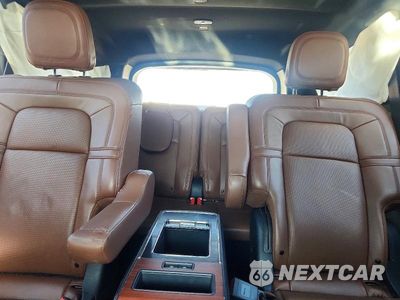 Zdjęcie 10 z 13 samochodu: 2021 LINCOLN AVIATOR RESERVE VIN:5LM5J7WCXMGL04066 - miniatura