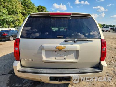 Zdjęcie 6 z 14 samochodu: 2013 CHEVROLET TAHOE C1500 LT VIN:1GNSCBE08DR371436 - miniatura