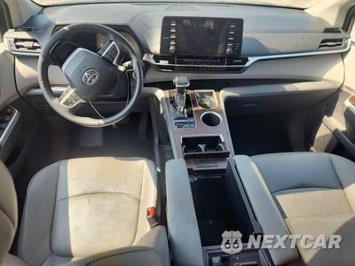 Zdjęcie 8 z 13 samochodu: 2022 TOYOTA SIENNA XLE VIN:5TDYRKEC4NS131900 - miniatura