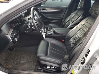 Zdjęcie 7 z 12 samochodu: 2020 BMW 530 XI VIN:WBAJR7C08LCE53252 - miniatura