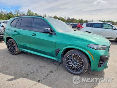 Czwarte zdjęcie samochodu z boku: 2025 BMW X5 M COMPETITION VIN:5YM13ET02S9Y60282 - miniatura