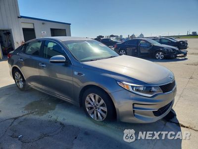Czwarte zdjęcie samochodu z boku: 2017 KIA OPTIMA LX VIN:5XXGT4L39HG147544 - miniatura