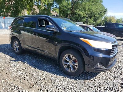 Czwarte zdjęcie samochodu z boku: 2014 TOYOTA HIGHLANDER XLE VIN:5TDJKRFH0ES034539 - miniatura