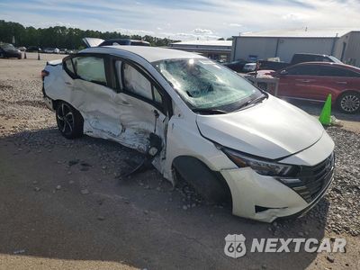 Czwarte zdjęcie samochodu z boku: 2025 NISSAN VERSA VIN:3N1CN8FV9SL847866 - miniatura