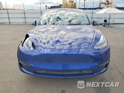 Piąte zdjęcie samochodu w środku: 2022 TESLA MODEL Y VIN:7SAYGDEF8NF404601 - miniatura