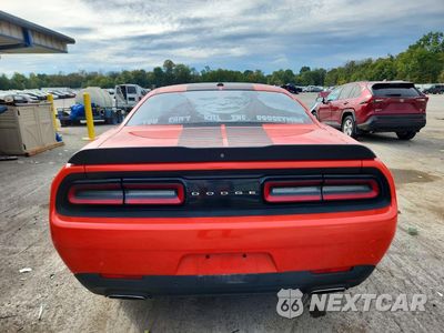 Zdjęcie 6 z 12 samochodu: 2017 DODGE CHALLENGER SXT VIN:2C3CDZAG0HH651951 - miniatura