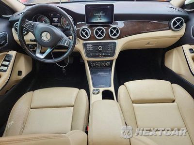 Zdjęcie 8 z 13 samochodu: 2016 MERCEDES-BENZ GLA 250 VIN:WDCTG4EB2GJ204999 - miniatura