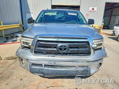 Piąte zdjęcie samochodu w środku: 2013 TOYOTA TUNDRA CREWMAX SR5 VIN:5TFEM5F15DX059274 - miniatura