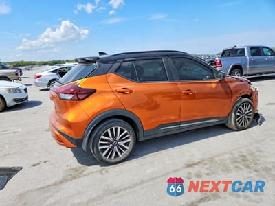 Trzecie zdjęcie samochodu z tyłu: 2021 NISSAN KICKS SR VIN:3N1CP5DV9ML474942 - miniatura