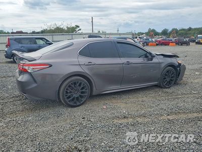 Trzecie zdjęcie samochodu z tyłu: 2018 TOYOTA CAMRY SE VIN:4T1B11HK0JU027626 - miniatura