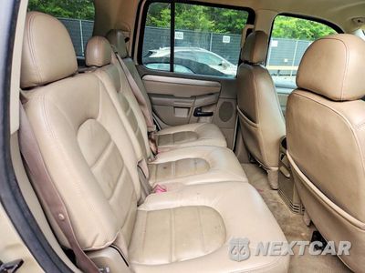 Zdjęcie 11 z 13 samochodu: 2004 FORD EXPLORER XLT VIN:1FMZU73K04UA63708 - miniatura