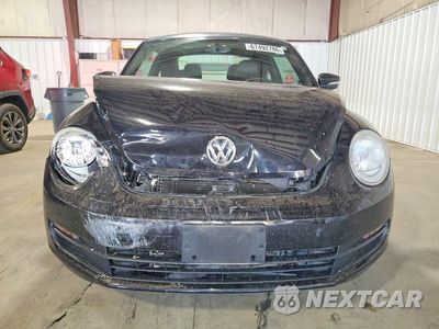 Piąte zdjęcie samochodu w środku: 2014 VOLKSWAGEN BEETLE VIN:3VWJ17AT1EM660214 - miniatura