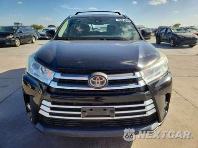 Zdjęcie 9 z 24 samochodu: 2018 TOYOTA HIGHLANDER XLE VIN:5TDKZRFHXJS534766 - miniatura