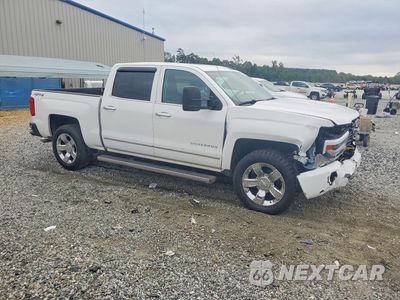 Czwarte zdjęcie samochodu z boku: 2017 CHEVROLET SILVERADO K1500 LTZ VIN:3GCUKSEC8HG410367 - miniatura