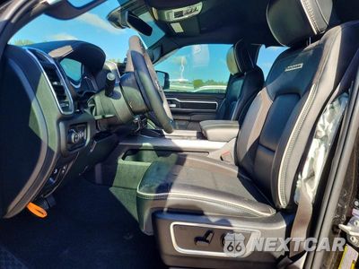 Zdjęcie 7 z 12 samochodu: 2025 RAM 1500 LARAMIE VIN:1C6SRFJP3SN730690 - miniatura