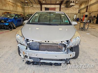 Piąte zdjęcie samochodu w środku: 2014 TOYOTA YARIS 5-DOOR SE VIN:JTDKTUD31ED591998 - miniatura