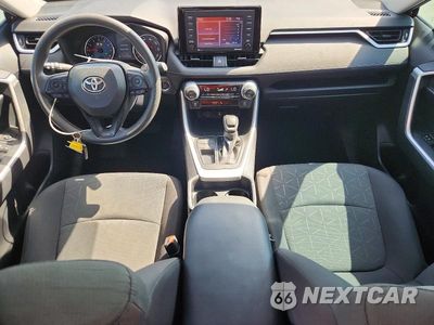 Zdjęcie 8 z 14 samochodu: 2021 TOYOTA RAV4 XLE VIN:2T3W1RFV4MW137961 - miniatura