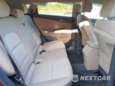 Zdjęcie 11 z 13 samochodu: 2018 HYUNDAI TUCSON SEL VIN:KM8J33A43JU618840 - miniatura