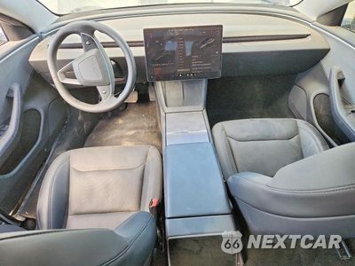 Zdjęcie 8 z 12 samochodu: 2025 TESLA MODEL 3 VIN:5YJ3E1EA3SF976350 - miniatura