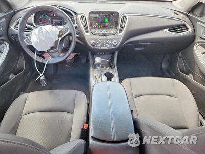Zdjęcie 8 z 12 samochodu: 2025 CHEVROLET MALIBU LT VIN:1G1ZD5ST3SF114910 - miniatura