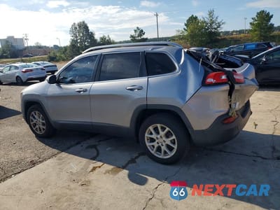 Drugie zdjęcie samochodu z przodu: 2017 JEEP CHEROKEE LATITUDE VIN:1C4PJLCB1HW660762 - miniatura