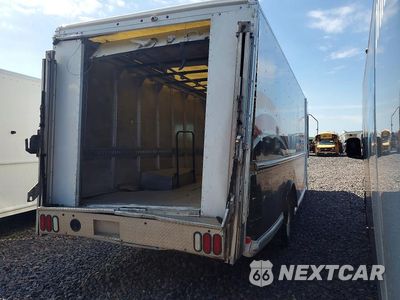Trzecie zdjęcie samochodu z tyłu: 2019 FORD F59 DELIVERY TRUCK VIN:1F66F5KY7K0A15187 - miniatura