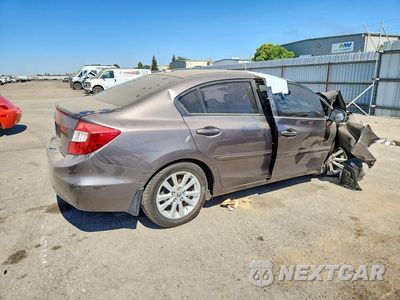 Trzecie zdjęcie samochodu z tyłu: 2012 HONDA CIVIC EXL VIN:19XFB2F99CE305224 - miniatura