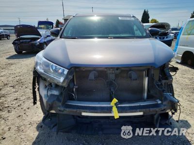 Piąte zdjęcie samochodu w środku: 2018 TOYOTA HIGHLANDER LIMITED PLATINUM VIN:5TDDZRFH6JS890043 - miniatura