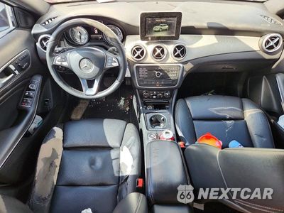 Zdjęcie 8 z 13 samochodu: 2017 MERCEDES-BENZ GLA 250 VIN:WDCTG4EB5HJ333868 - miniatura
