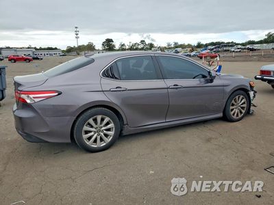 Trzecie zdjęcie samochodu z tyłu: 2020 TOYOTA CAMRY LE VIN:4T1C11AK5LU340995 - miniatura