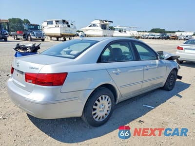 Trzecie zdjęcie samochodu z tyłu: 2010 HYUNDAI SONATA GLS VIN:5NPET4AC8AH583063 - miniatura