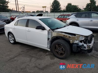 Czwarte zdjęcie samochodu z boku: 2010 CHEVROLET MALIBU LS VIN:1G1ZA5E06A4101508 - miniatura