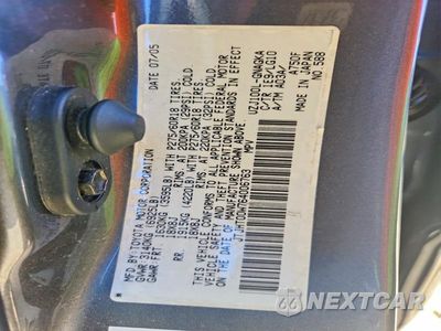 Zdjęcie 13 z 13 samochodu: 2006 LEXUS LX 470 VIN:JTJHT00W764006763 - miniatura