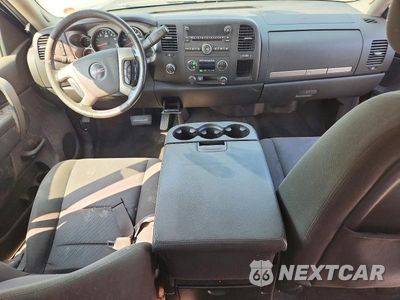 Zdjęcie 8 z 12 samochodu: 2011 GMC SIERRA K1500 SLE VIN:1GTR2VE37BZ196583 - miniatura