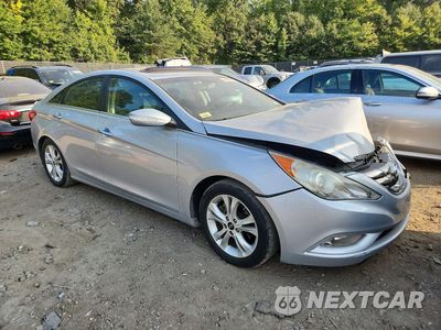 Czwarte zdjęcie samochodu z boku: 2011 HYUNDAI SONATA LIMITED VIN:5NPEC4AC8BH229416 - miniatura