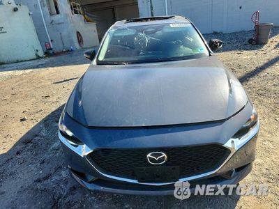 Piąte zdjęcie samochodu w środku: 2024 MAZDA 3 PREFERRED VIN:3MZBPBCM3RM426013 - miniatura