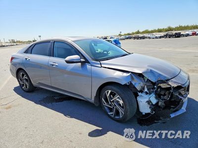 Czwarte zdjęcie samochodu z boku: 2025 HYUNDAI ELANTRA LIMITED VIN:KMHLN4DJ1SU141529 - miniatura